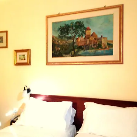 Della Vittoria 3* Анкона
