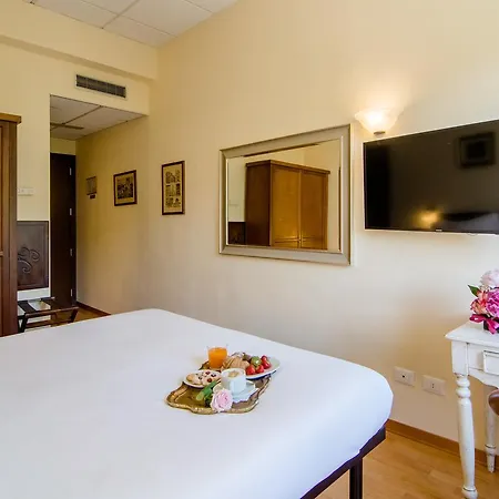 Hotel Della Vittoria 3*